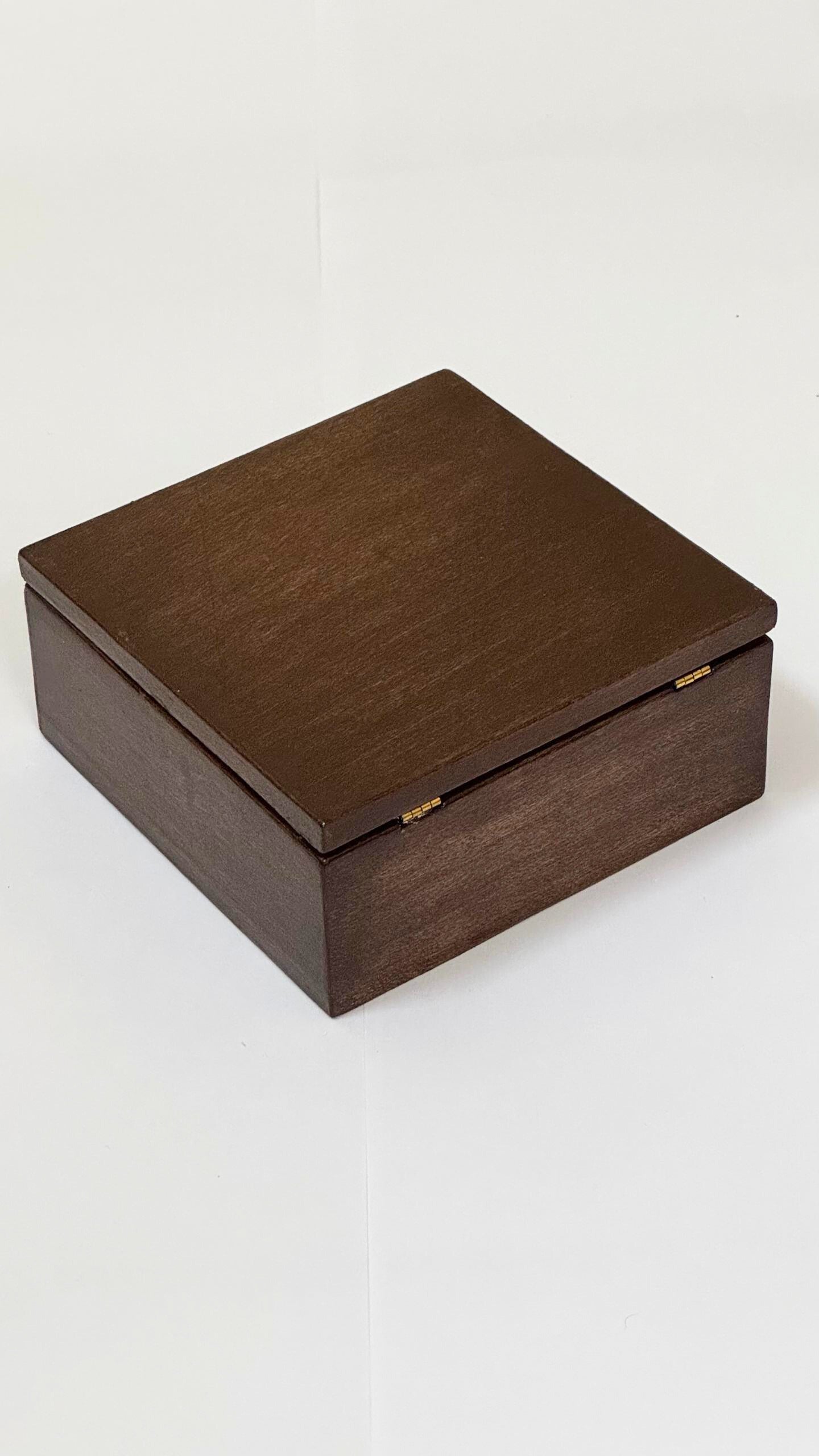 Wooden Memo Holder (Dark Mahogany)