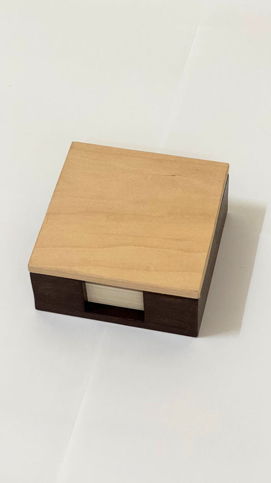 Wooden Memo Holder (Natural Maple / Dark Mahogany)