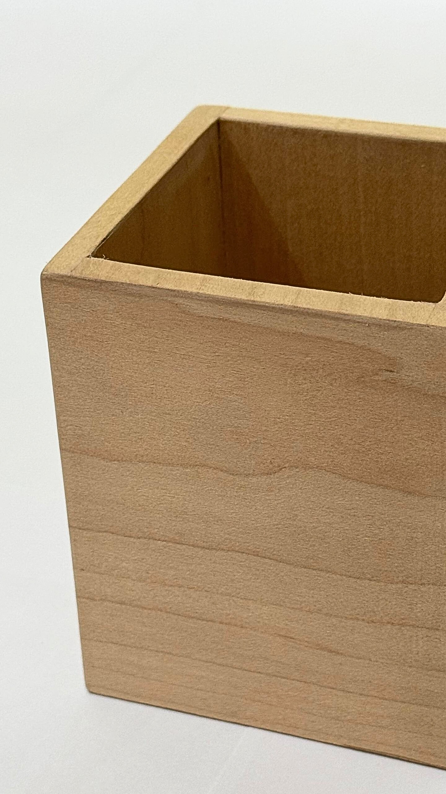 Wooden Pen Holder (Natural Maple)