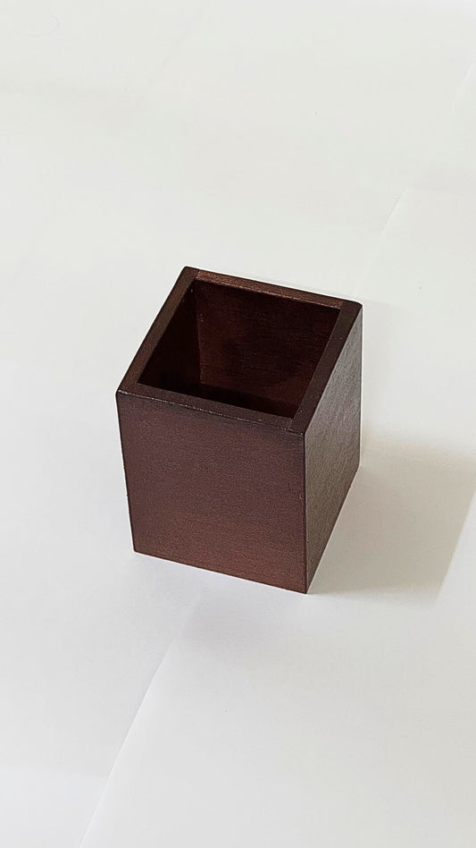 Wooden Pen Holder (Walnut)